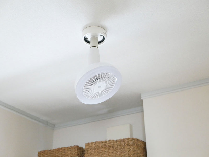 スリーアップの銀色人感センサー付LEDシーリングファン