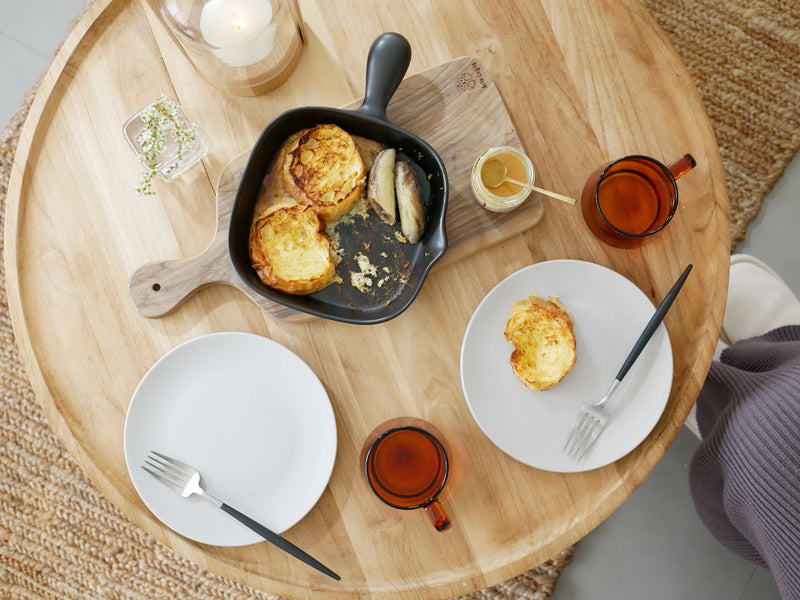 TOJIKI TONYAの萬古焼製グリルプレート。ハーフタイプで直火やオーブンレンジに対応可能な日本製受注生産品