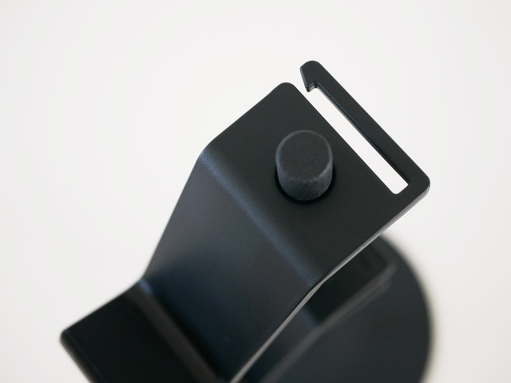 YAMAZAKIの銀色ゲームコントローラー収納ラック