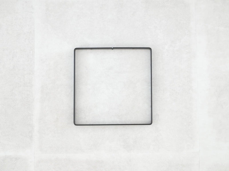 ポッシュリビングの黒皮鉄シェルフブラケット