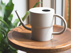 amabro製ステンレススチールジョウロ 1000ml