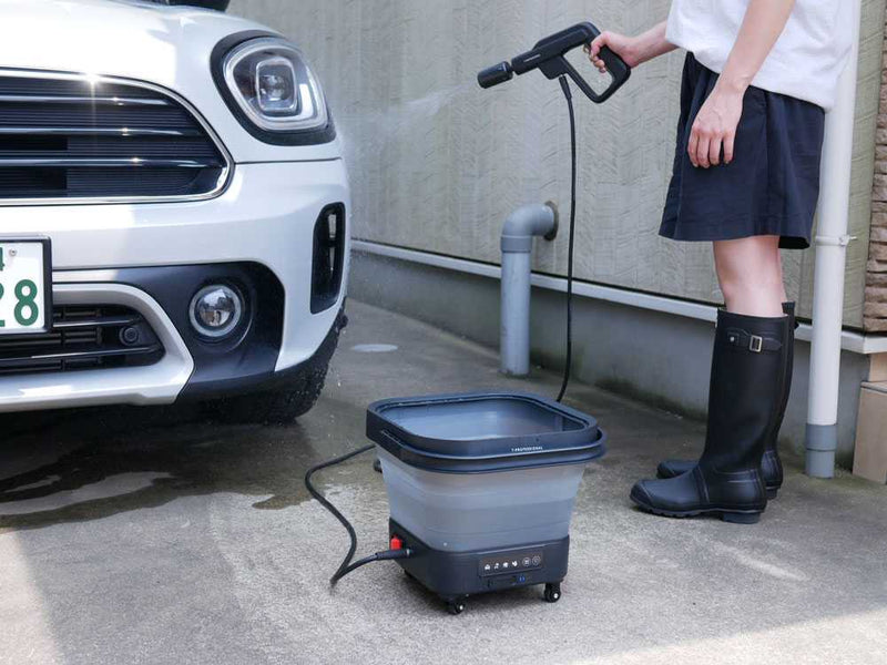 T-PROFESSIONALコードレス高圧洗浄機とSUV