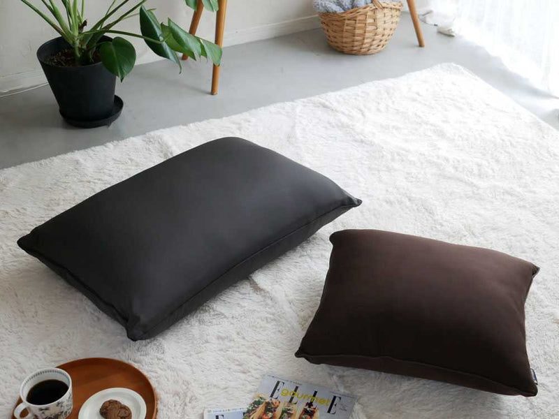 ゴリラのひとねむり