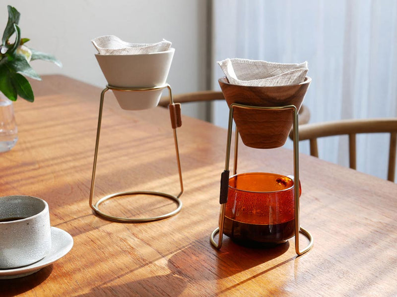 sarasa designのスチール製b2cコーヒードリッパースタンド「ブリッジ」と「ラウンド」