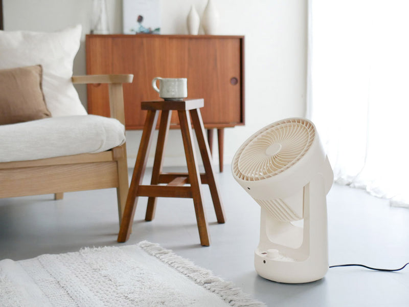 ±0 DCサーキュレーター B320本体の写真