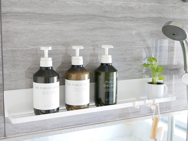 towerブランドのロングマグネットバスルームラック