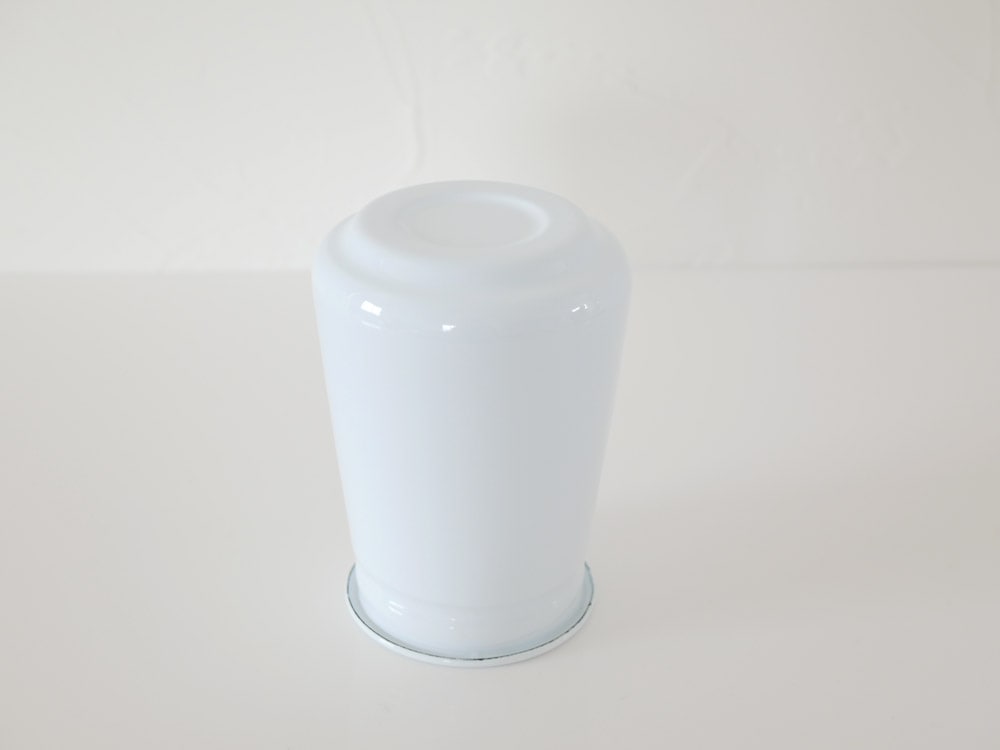 POSH LIVINGの白いユーテンシルホルダー