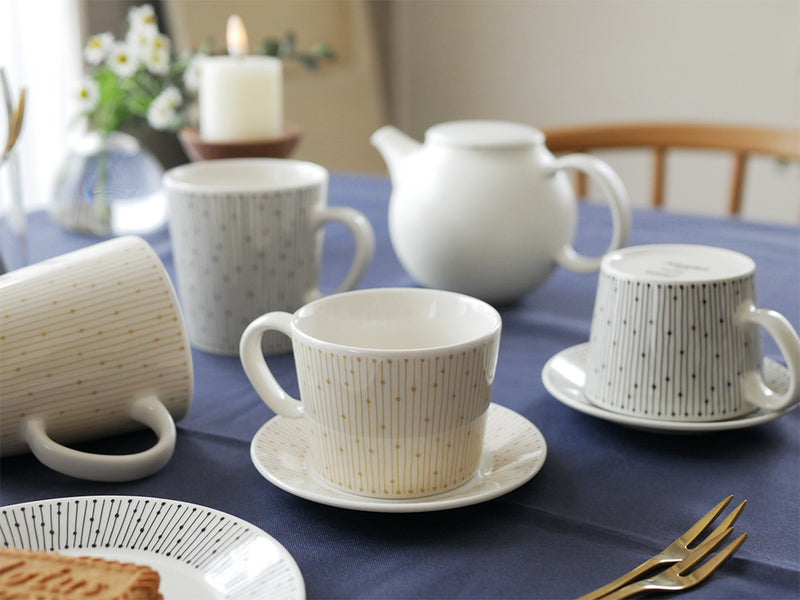 アラビアのマイニオシリーズ ベージュの磁器製カップ&ソーサー/マグセット