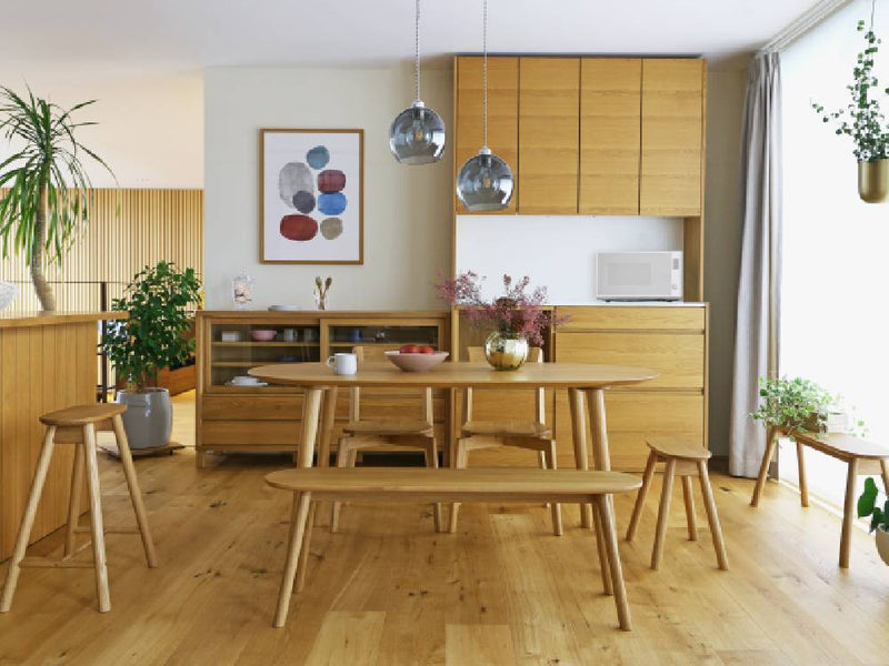 高野木工のRUBEベンチ、ホワイトオークまたはウォルナットの無垢材を使用したダイニング用木製ベンチ