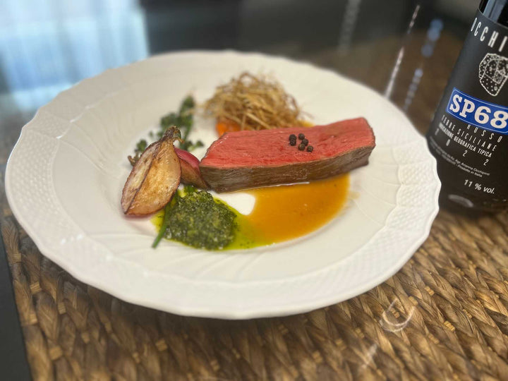 牛モモ肉のロースト にんじんのアグロドルチェ ソースロベール サルサヴェルデ