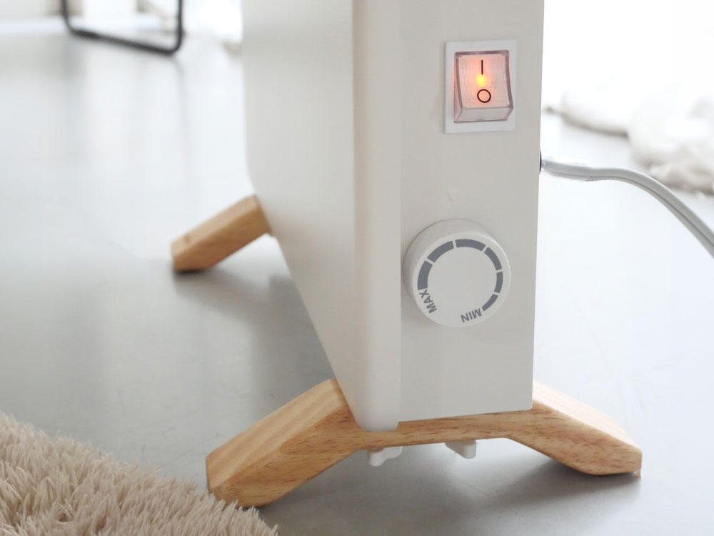 【moku./モク】ひだまりのような暖かさ「ここぽか」ミニコンベクターヒーター