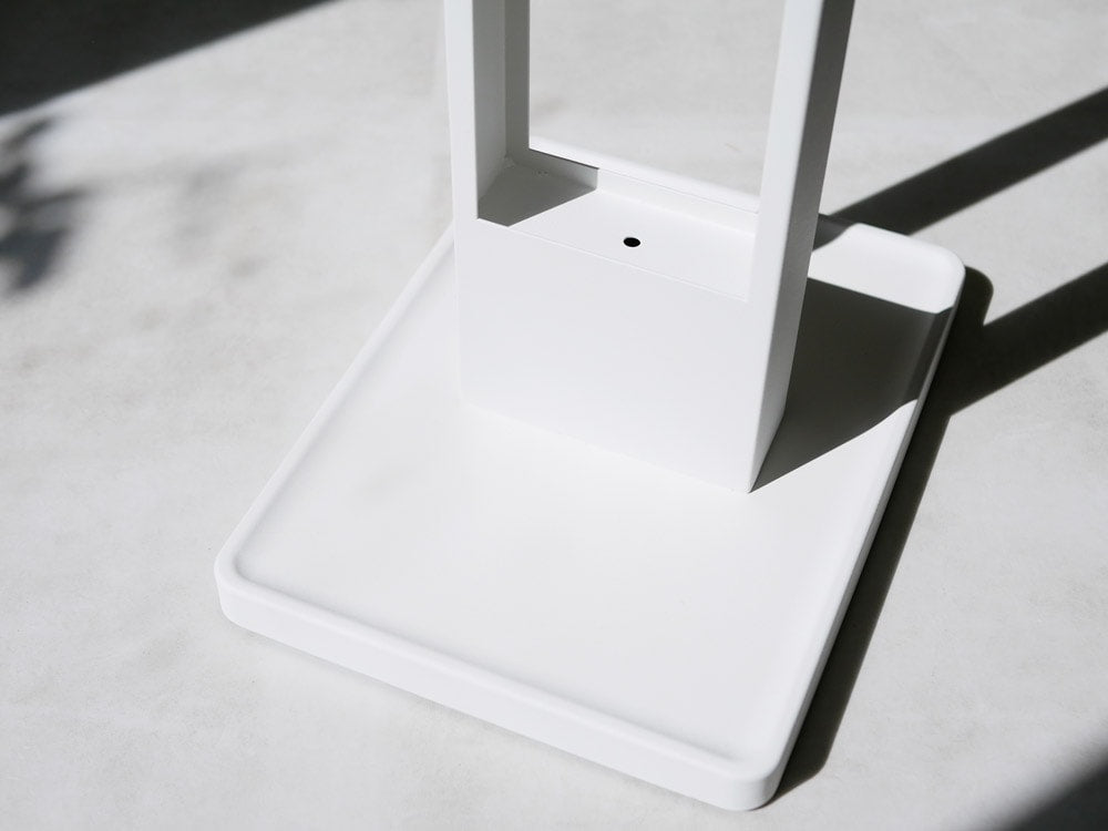 towerブランドのスチール製猫の爪とぎケース