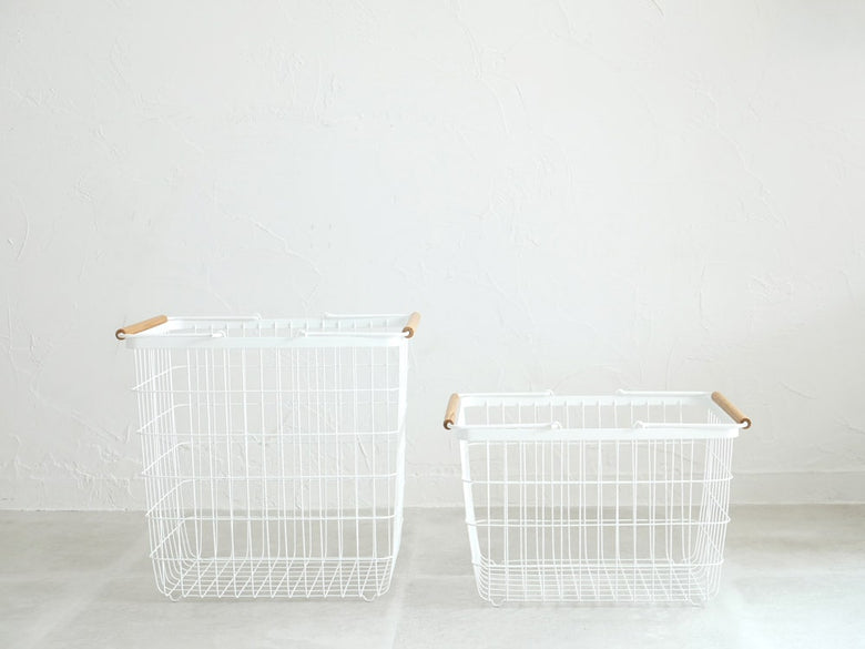 Yamazaki/towerのトスカランドリーワイヤーバスケット、スチールとメッシュ素材を使用した収納用バスケット