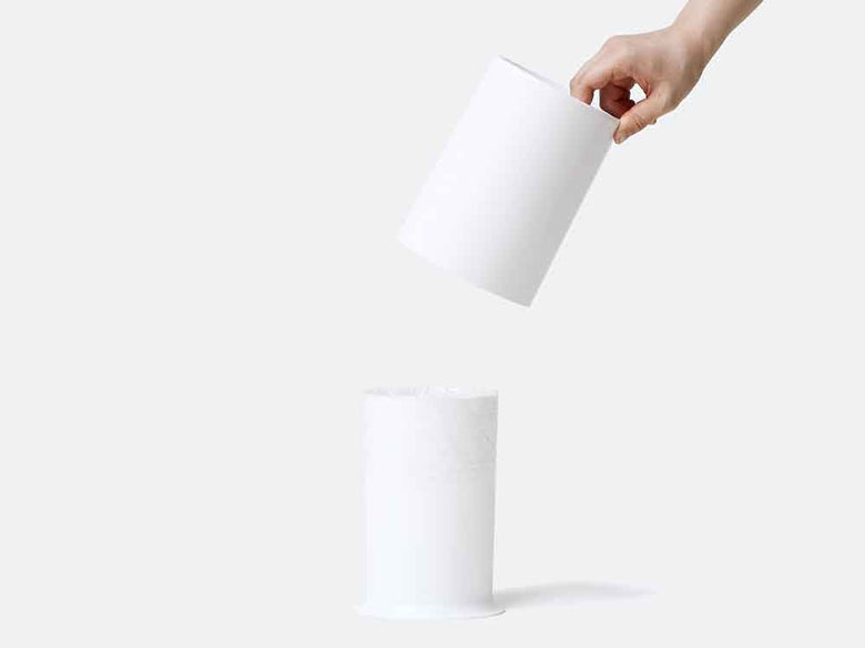 ミニ蓋付き白い円柱型ダストボックス