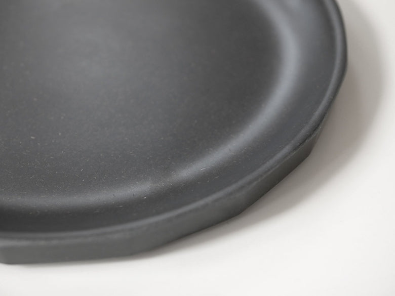 キントーのALFレスコプレートが並んでいる