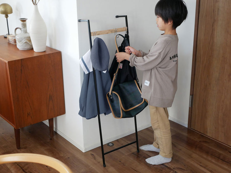 ポッシュリビング マンゴーウッド製ウォールハンガー