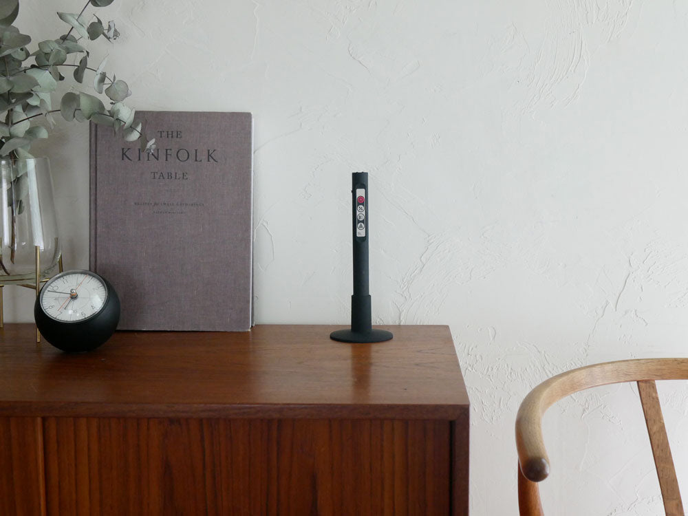 ART WORK STUDIOのGLOWシーリングランプ、スチールとアクリル製