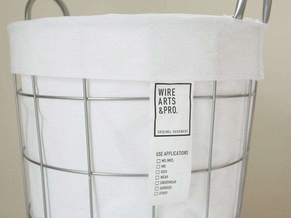 BRIDのランドリーストレージ ラウンド33L、円筒形デザインのプラスチック製収納バスケット