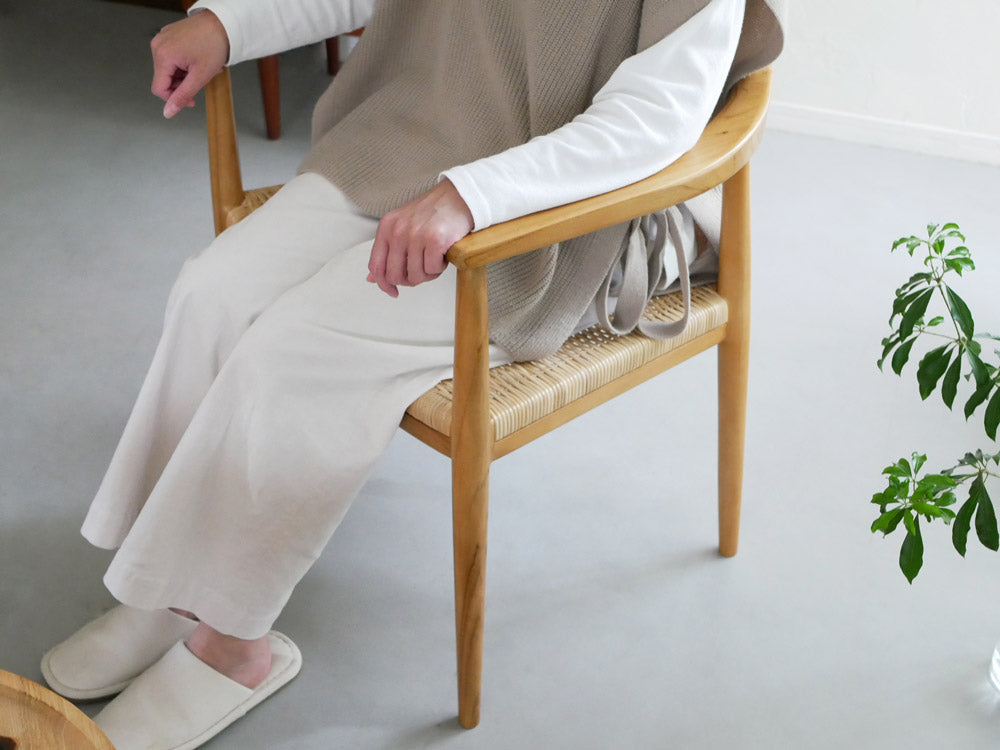 Sunflower Rattanのチークと籐のダイニングチェア