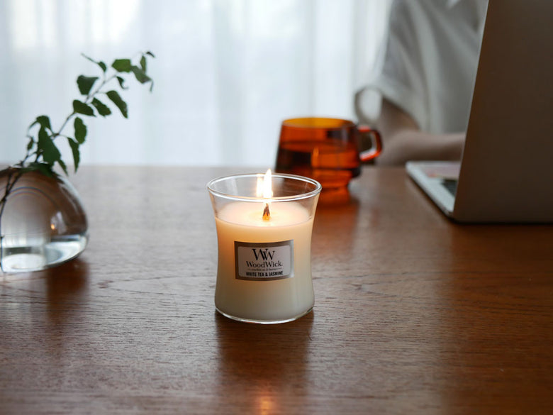 カメヤマの音と香りを楽しむWoodWickキャンドル