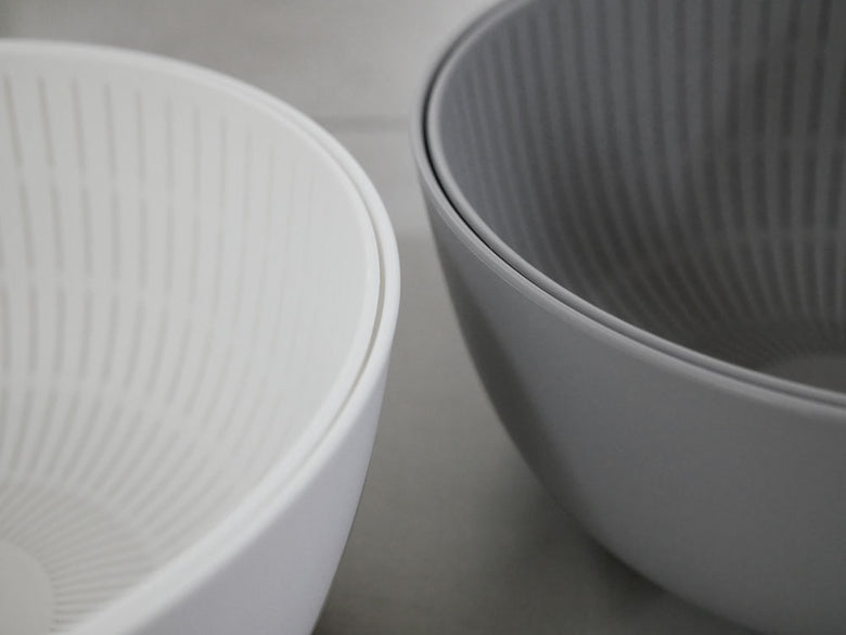 like-itブランドの米とぎ用ザルとボウルセット