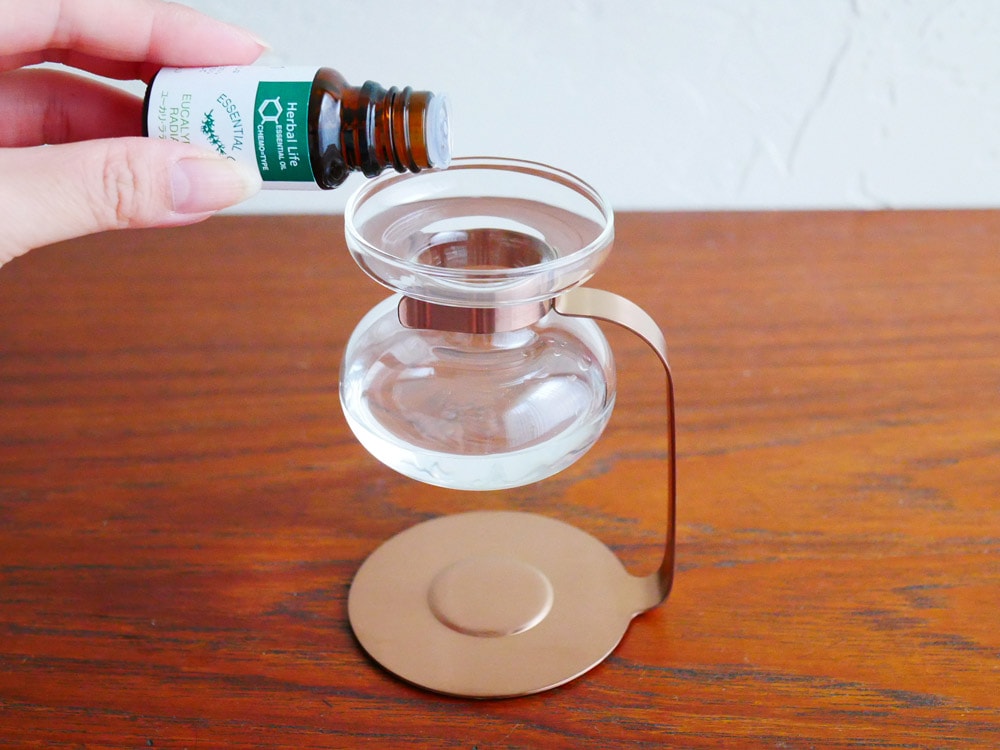 KINTOアロマオイルウォーマーとガラスカップ