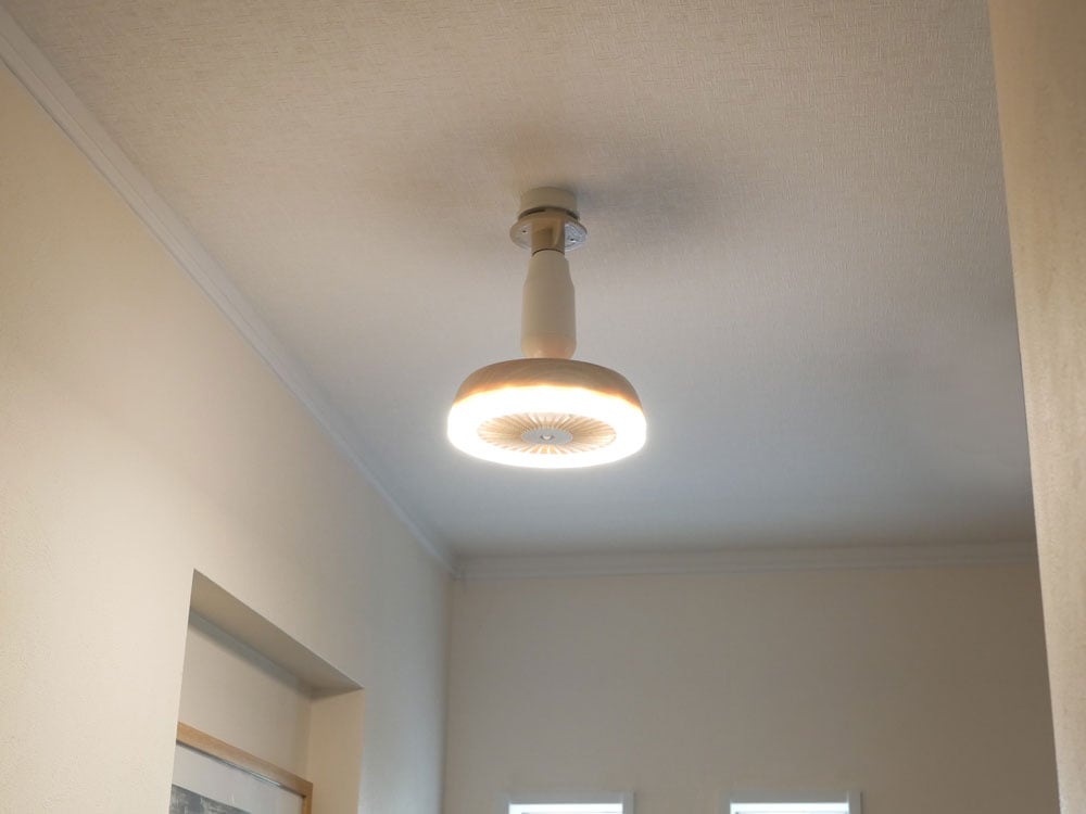 THREEUPの人感センサー付きLED天井照明