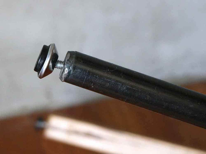 a.depecheのG-knotガラステーブル、スチールパイプ使用