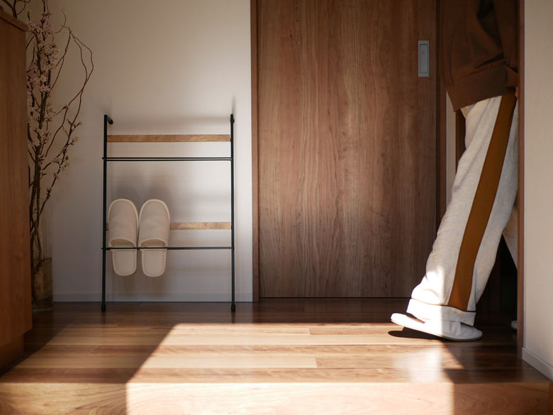 ブラウン木製のPOSH LIVINGウォールハンガー