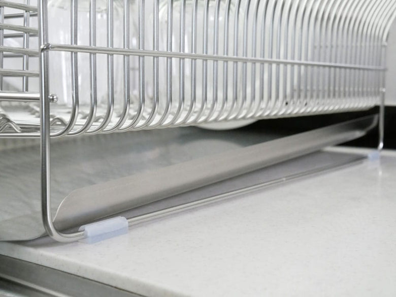 {hanautaブランドの横置き水切りラック。銀色とローズゴールドメッキの18-8ステンレス製キッチン用食器乾燥ラック