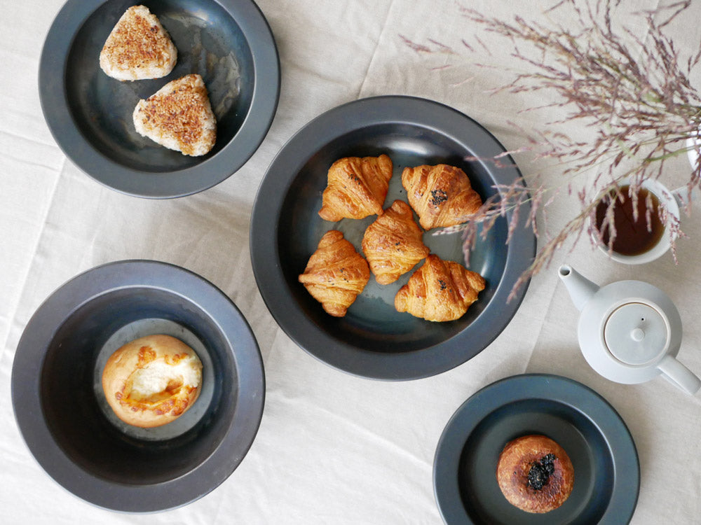 フジタ金属フライパン本体とハンドル、フタ、鍋敷き