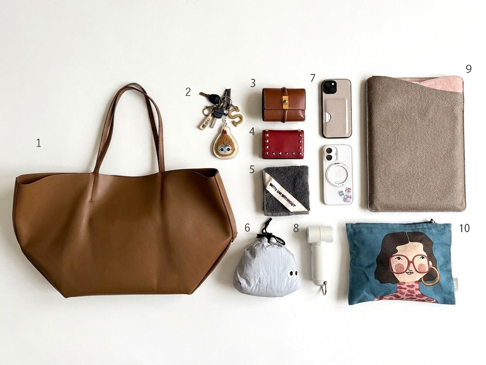 スタッフの「カバンの中身」〜What's in my bag?〜 vol.1 – ひなたライフ