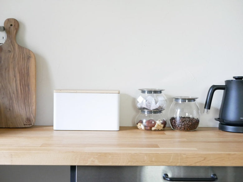 RINリンサニタリー収納ケースにティーポットやケトルが収納