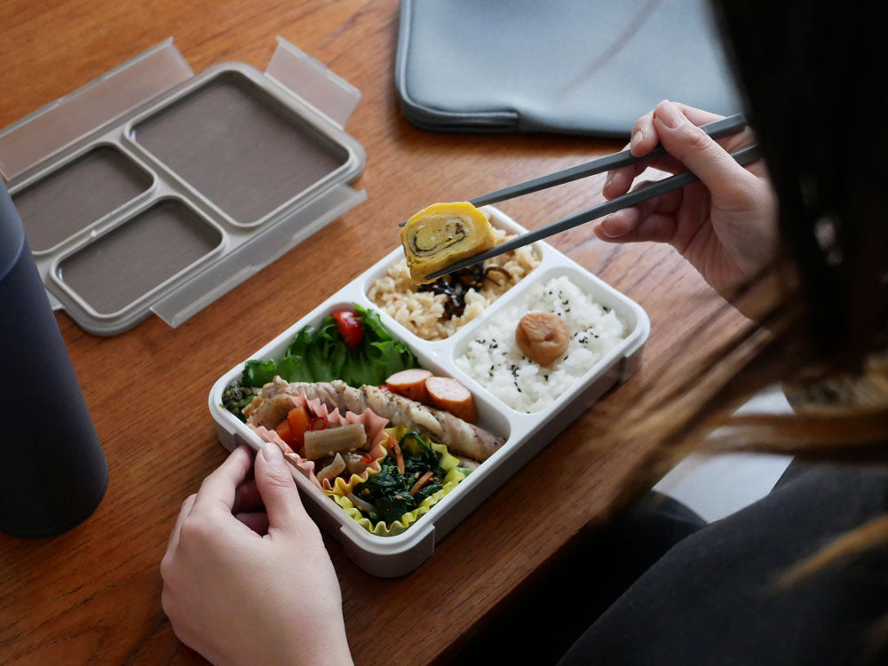 CB JAPANの抗菌フードマン薄型弁当箱とケース