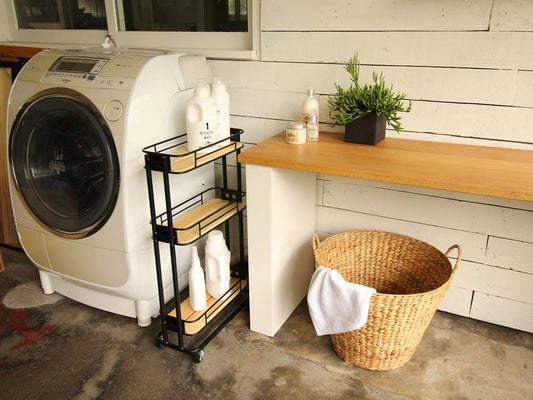 ビーワイケージスリムワゴンの木製シェルフ