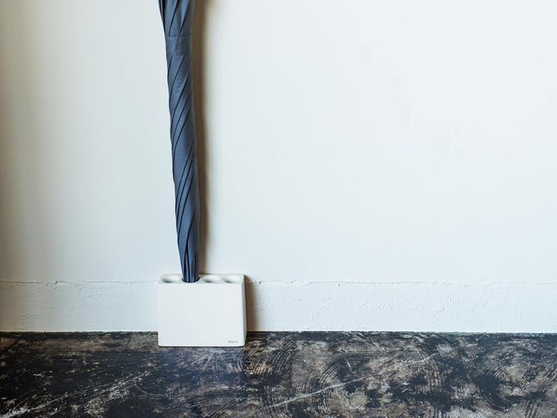 ナチュラル素材のイデアコ スリムアンブレラスタンド