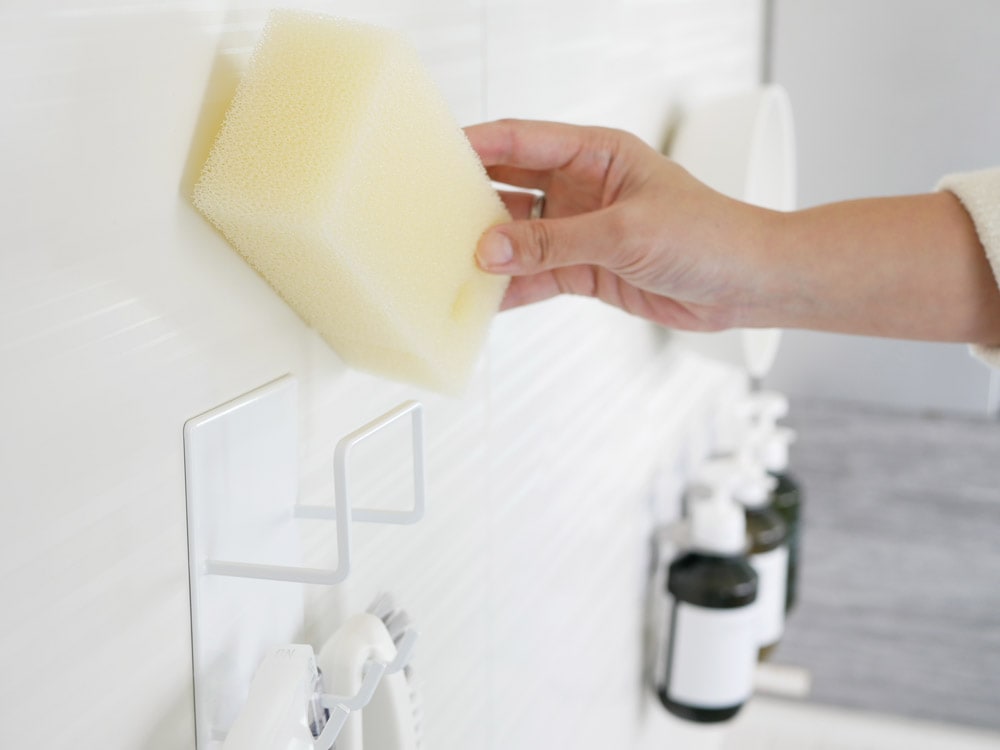 マグネット式浴室クリーニングツールホルダー