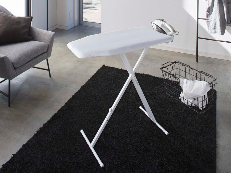 YAMAZAKIタワー 軽量スタンド式アイロン台