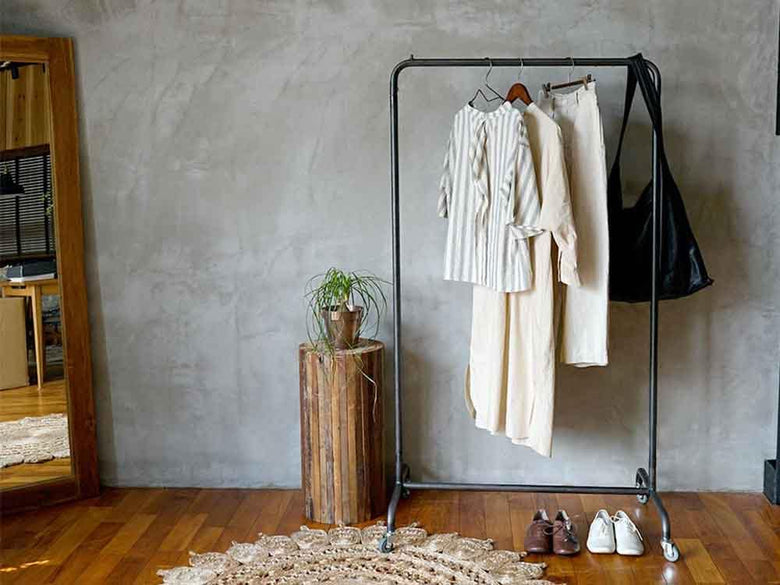 a.depecheの鉄製ハンギングスタンド