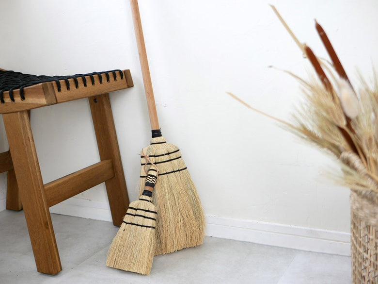 ポッシュリビングの木製ブルームほうき