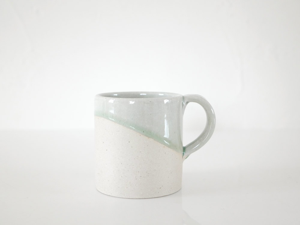 adepecheのOTOHAマグカップ