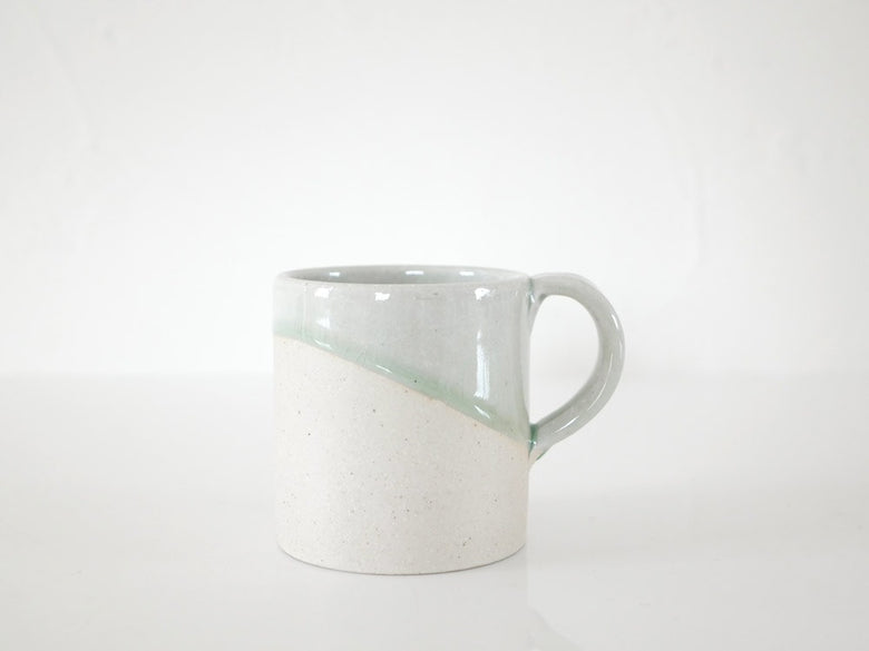 adepecheのOTOHAマグカップ