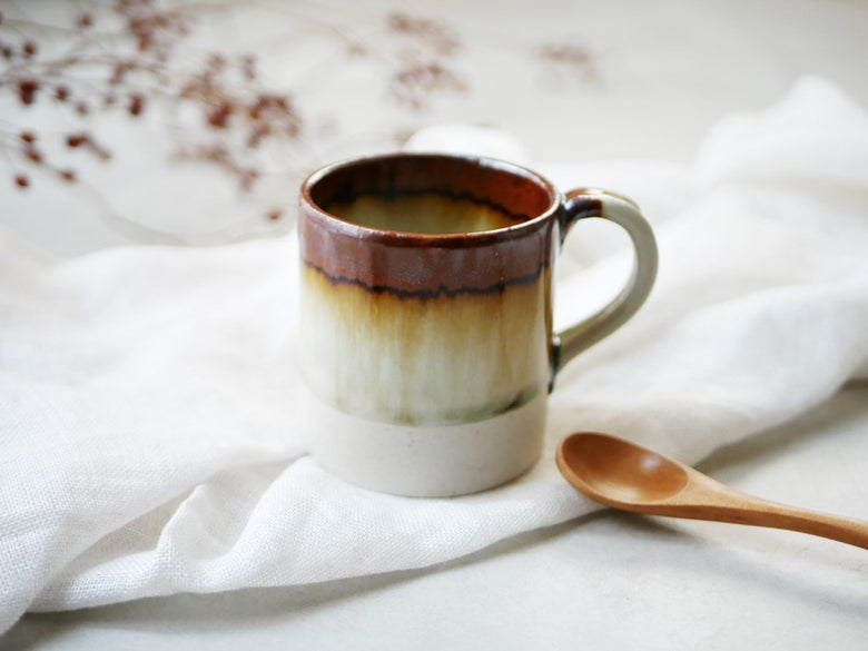 adepecheのOTOHAマグカップ、美濃焼陶器