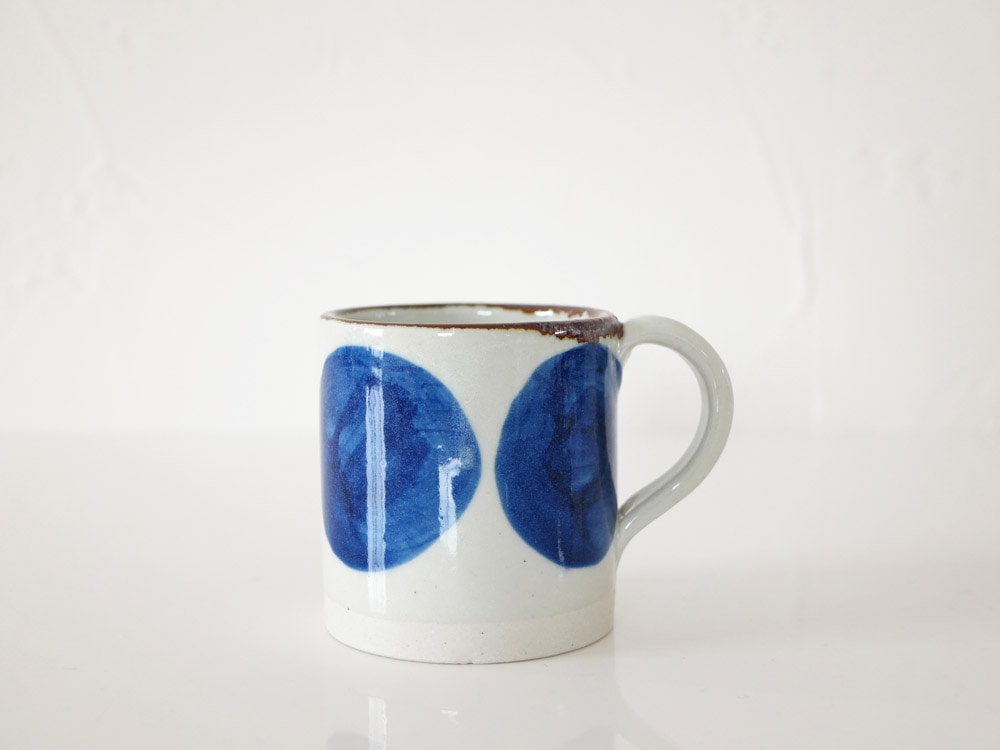 アデペシュの青い美濃焼OTOHAマグカップ