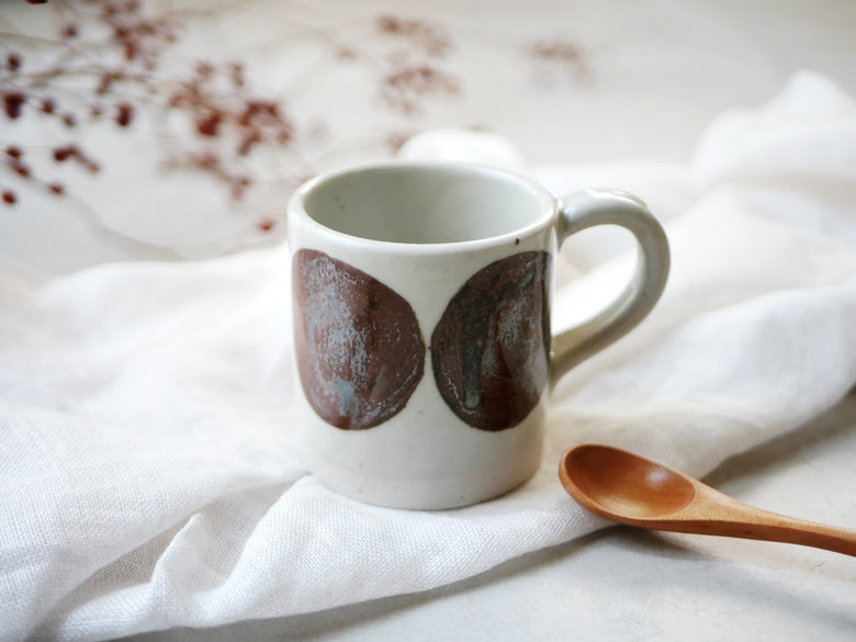 adepeche美濃焼のOTOHAマグカップ