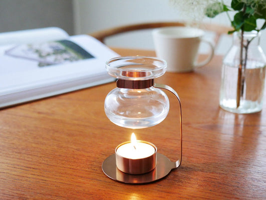 キントーのアロマオイルウォーマーとキャンドル