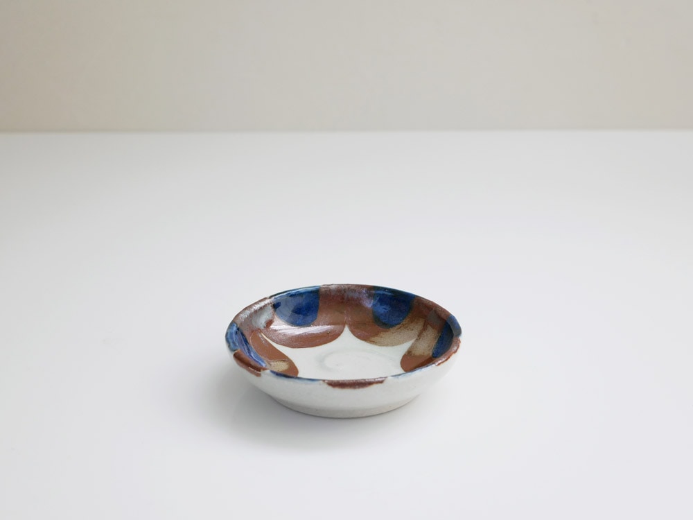 a.depecheの青茶色陶器豆皿