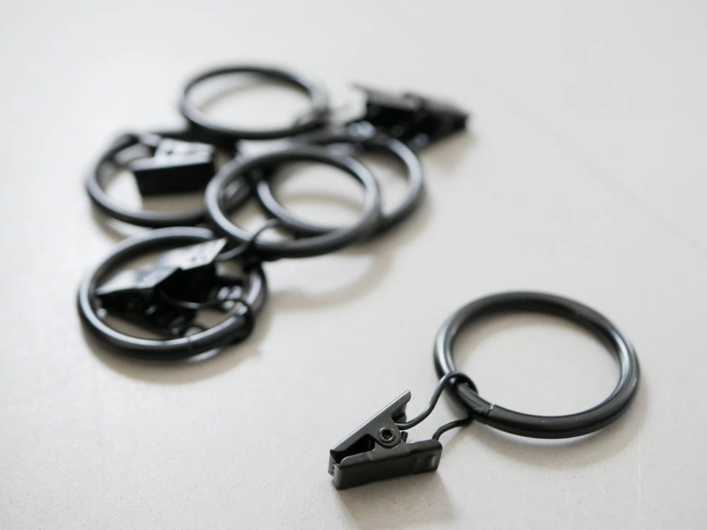 ポッシュリビングのアイアン製カーテンクリップ6個セット