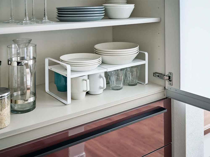 YAMAZAKI/towerの2段伸縮収納ラック、キッチン用