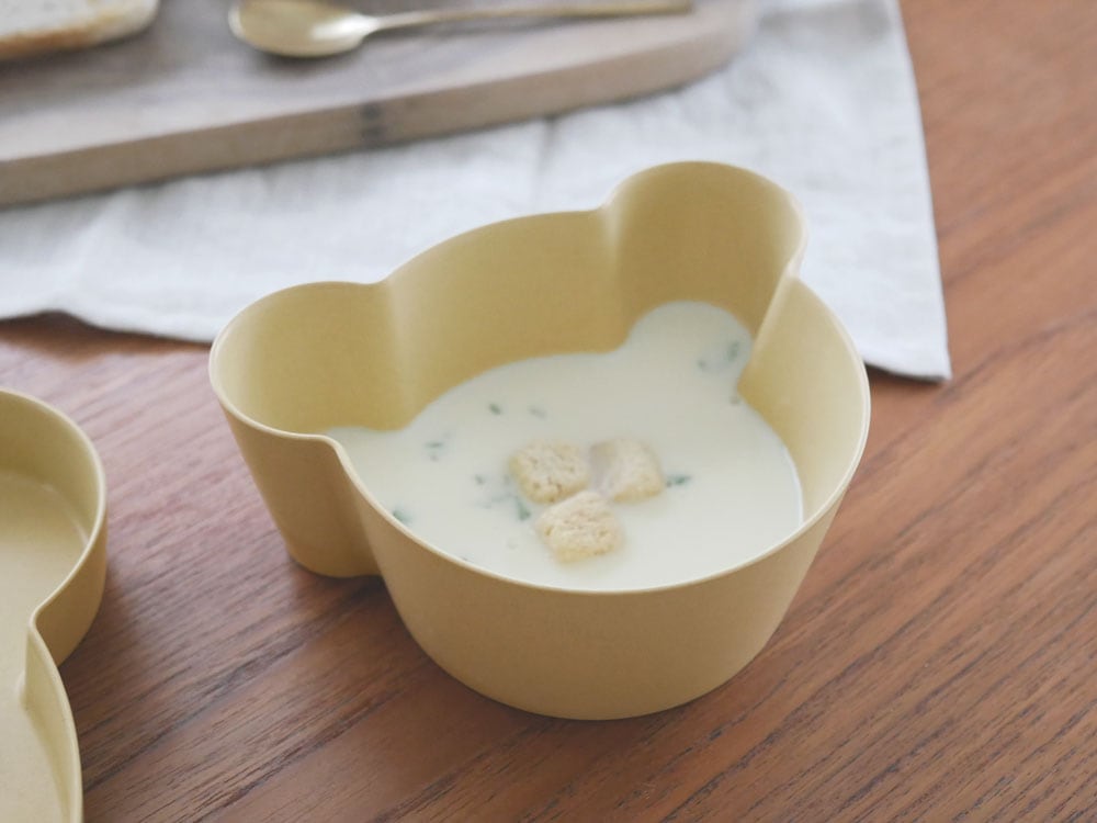 タックのビオキッズディッシュベアボウルにデザート